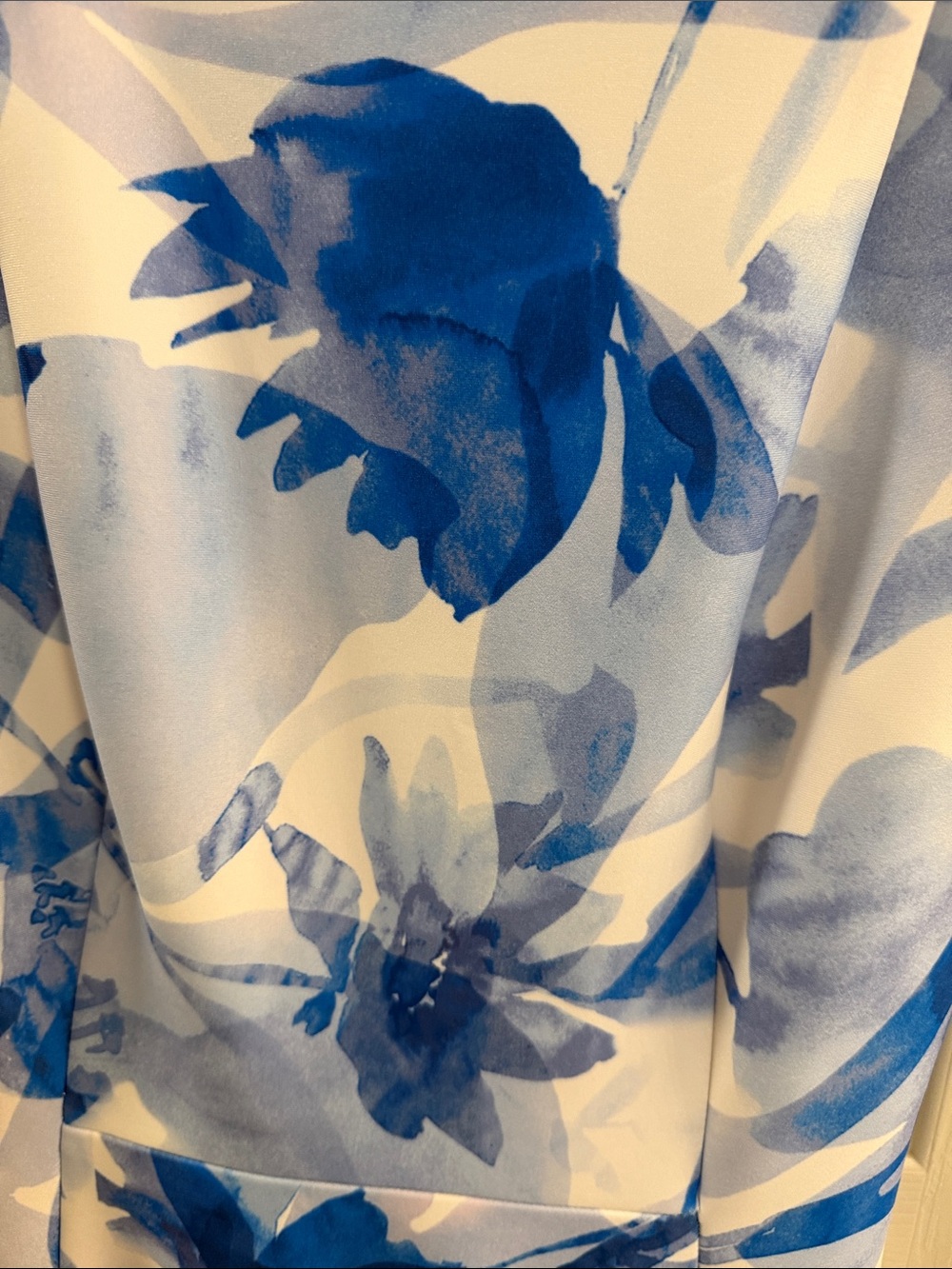 Calvin Klein Blue Floral Midi Dress on White - Picture 4 of 12
